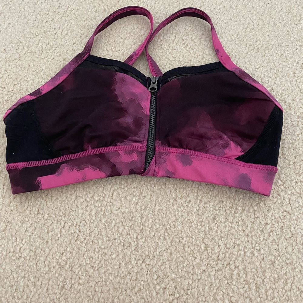 LULULEMON LIKE NEW SPORTS BRA